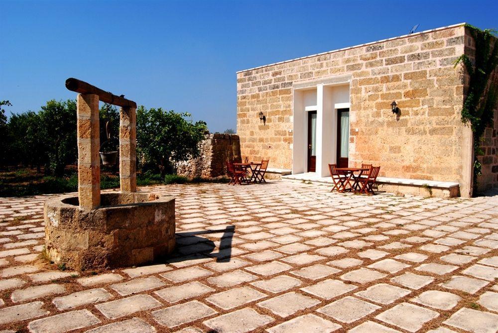 Bio-Agriturismo Masseria La Palombara Salve Exterior photo